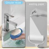 Handy cloth dust remover